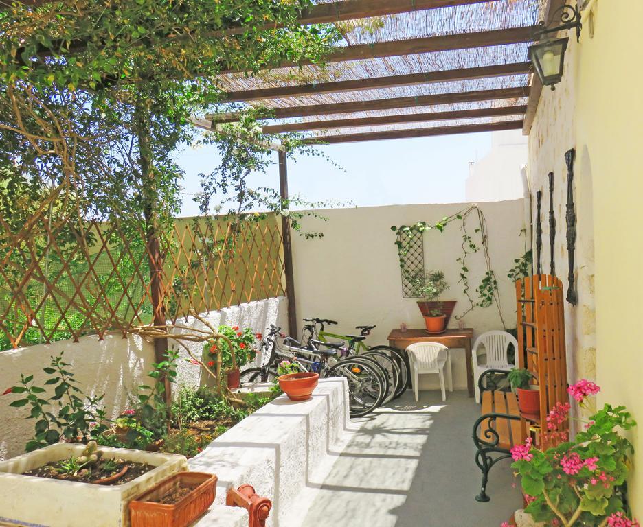 Avlitis Apartment Ermoupoli Exterior photo